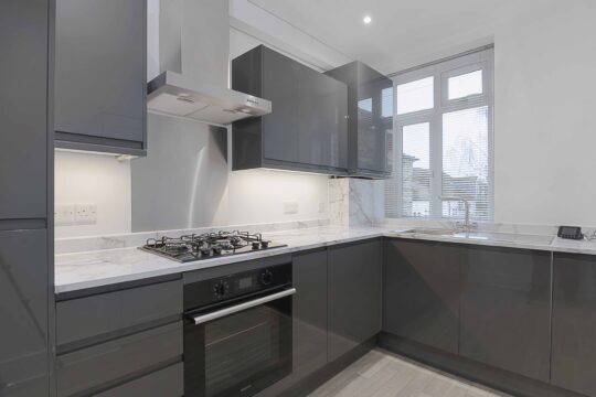 Wades Hill, Winchmore Hill, N21